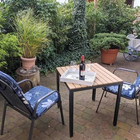 _ Struck Objekt 76996 Apartment *